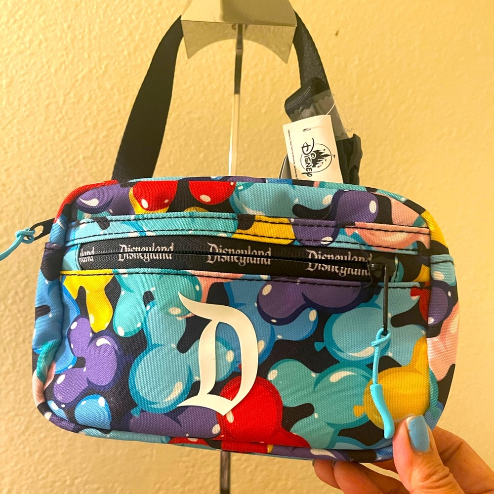NWT Authentic Disney multi colored new arrival belt/cross body bag 5.5 “X 4.5🎁🎅